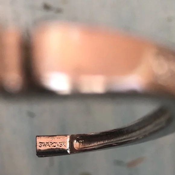 Swarovski sterling silver hinged bracelet loaded with Swarovski crystals - Picture 9 of 10